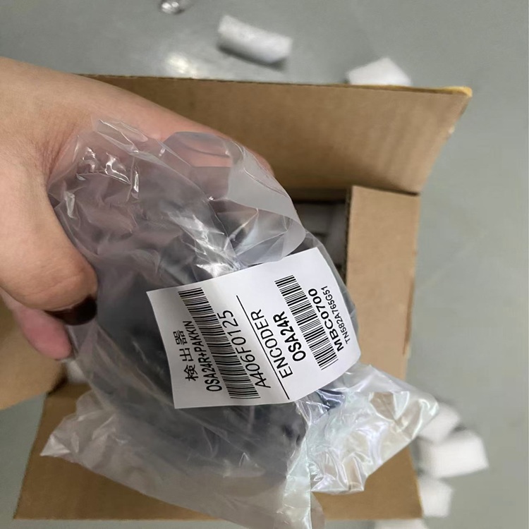 Mitsubishi三菱伺服电机编码器OSA24R