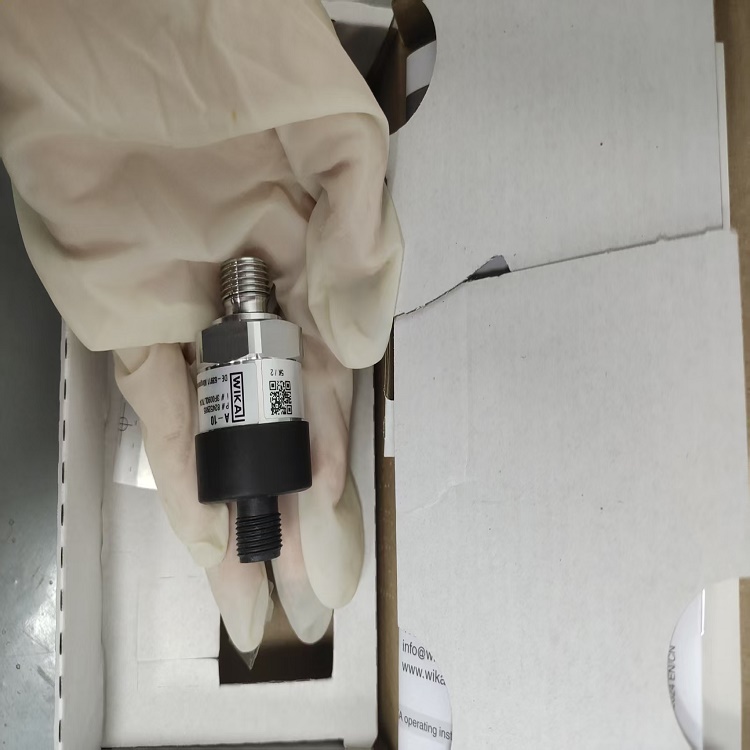 供应德国WIKA威卡0-10MPa压力变送器A-10